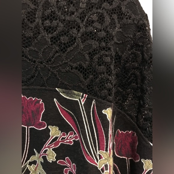 Womens Style & Company Floral &Lace top - Picture 4 of 5